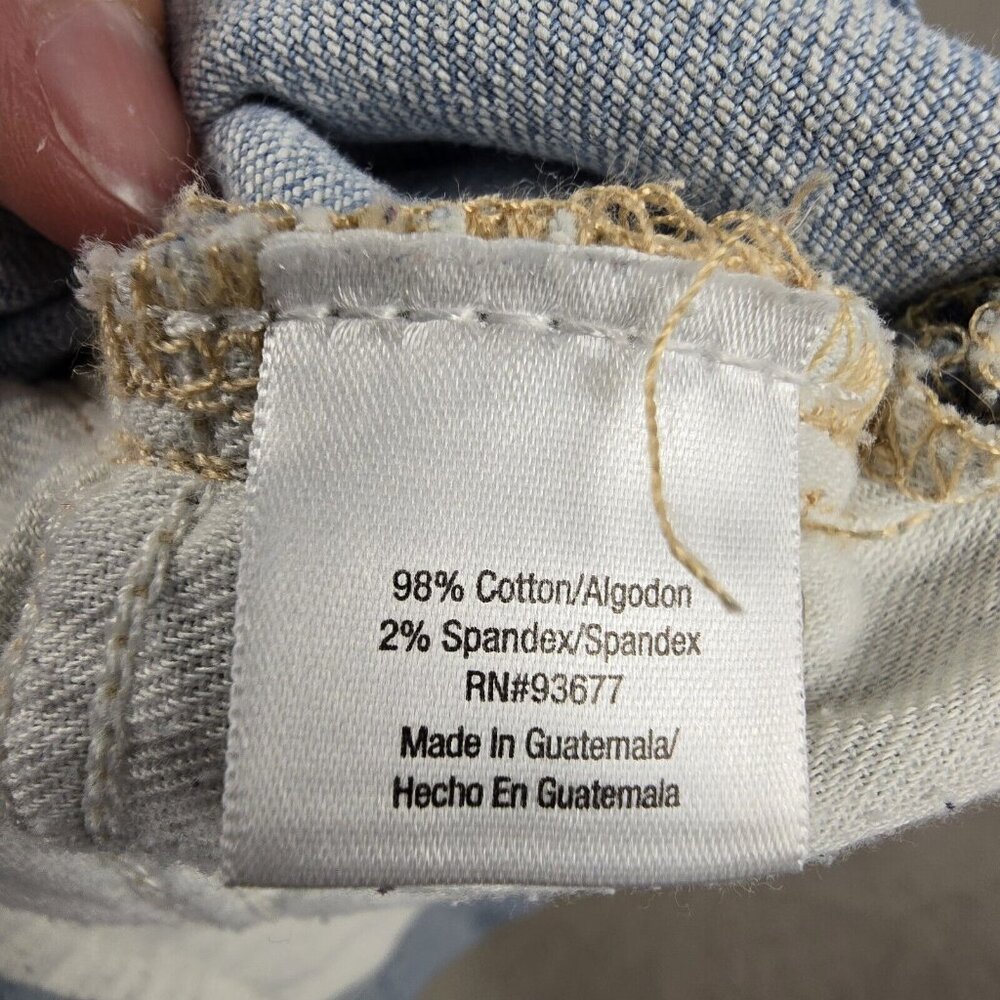 A New Approach Jeans Womens Size 16 Cropped Capri Light Wash Distressed Casual - Picture 10 of 13